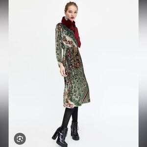 Velvet Long Sleeve Soft Floral Boho Maxi Dress Keyhole Back 8558/452/500 Small